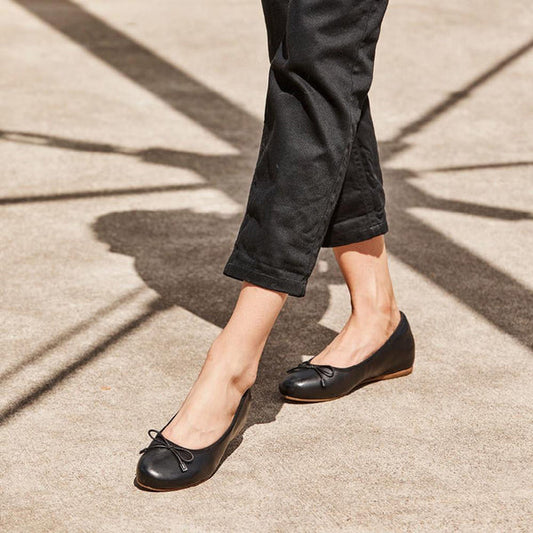 FRANKIE4 Elizabeth Black Ballet Flat - Size 6/37