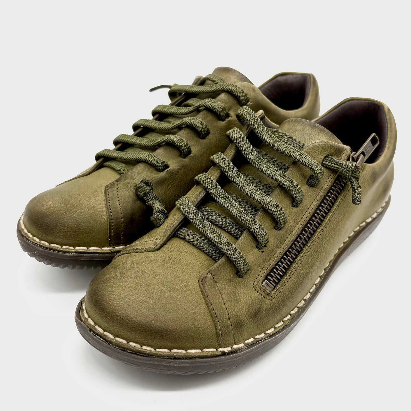 Zeta Maude Green Leather Sneaker