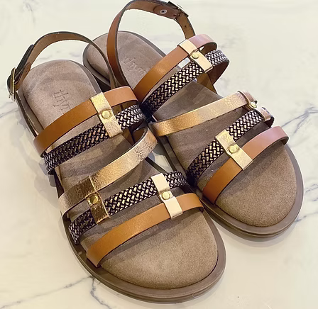 Thyme&Co. Tangent Sandal
