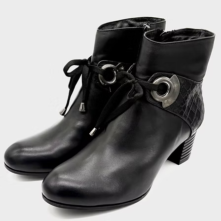 Thyme&Co. Black Ankle Block Heel Boot