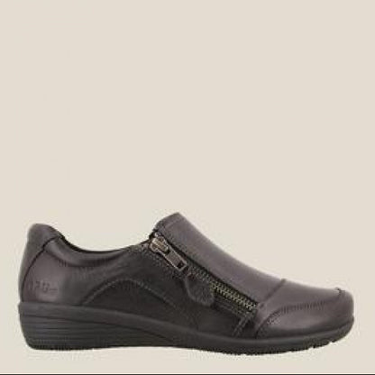 TAOS Black Leather Shoe